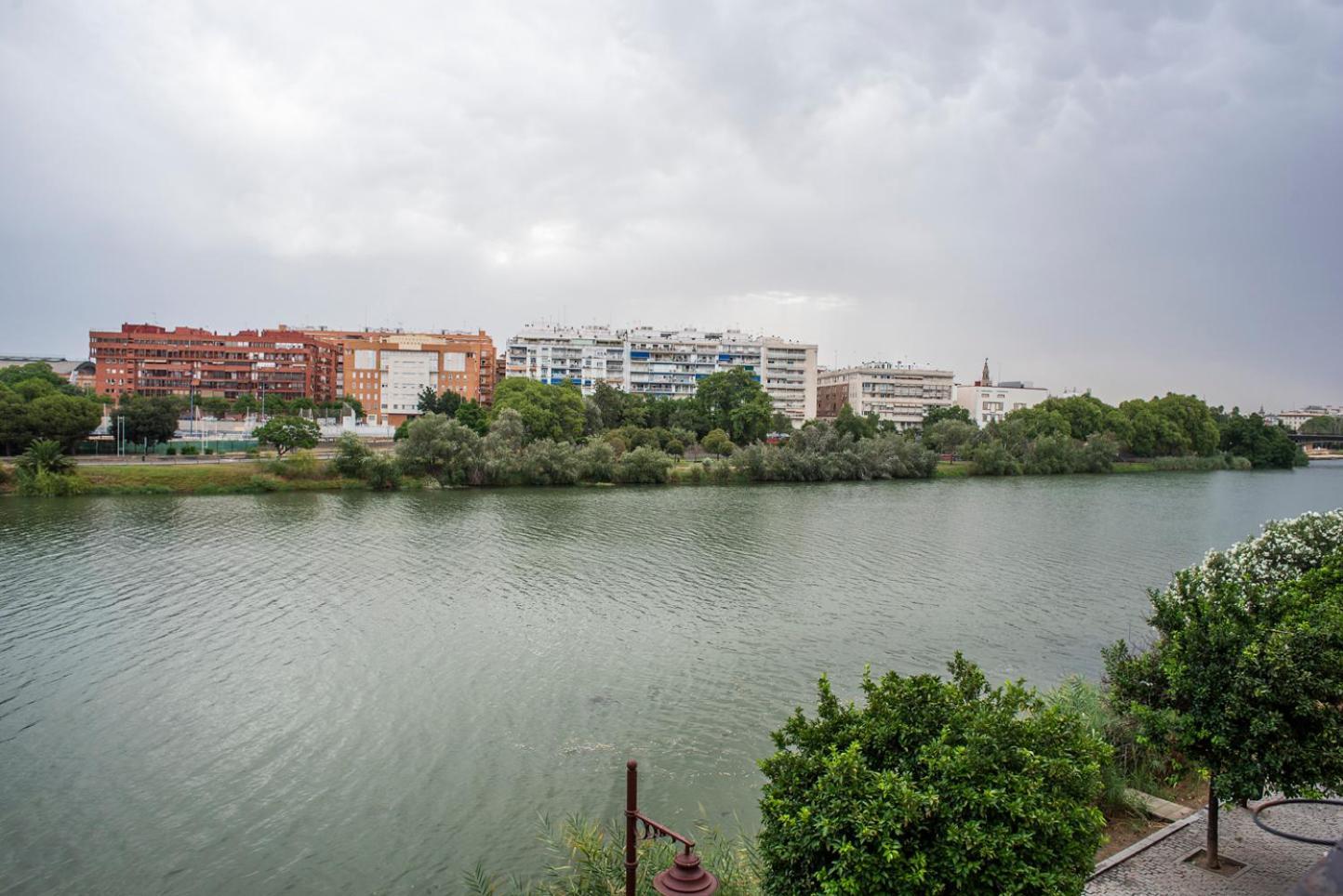 Alohamundi Castilla V-Vi Σεβίλλη Εξωτερικό φωτογραφία